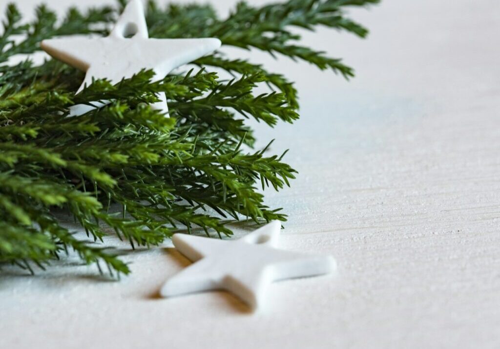 Keramikk stjerner og einebær